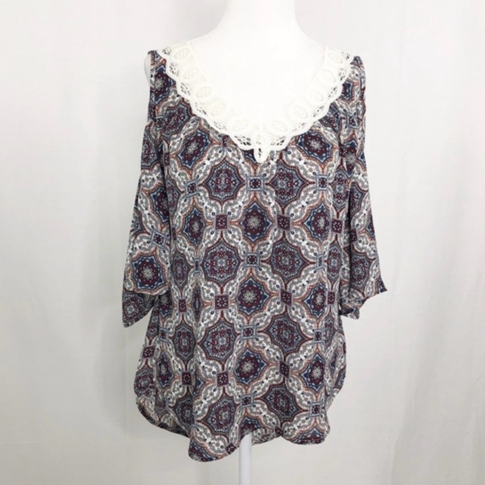HeartSoul Boho Lace Cold Shoulder Top, Size Medium